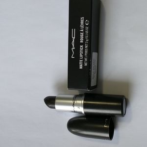 Matte Lipstick